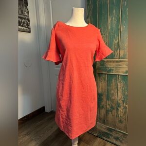 Tahari Dress Women size 6 sheath coral
Flutter bell Sleeve Stretch Back
Zip